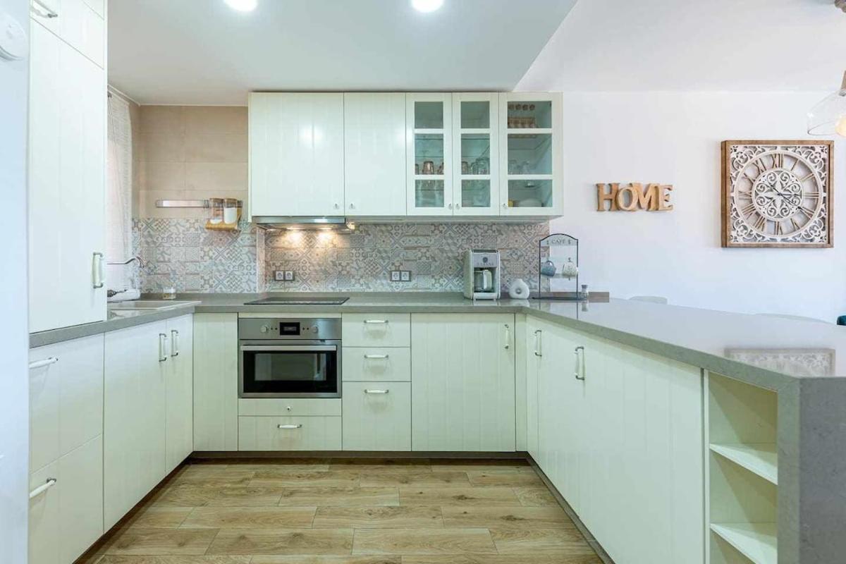 797 Holiday Rentals - Lujoso Apartamento En Arroyo Con Piscina Бенальмадена Экстерьер фото